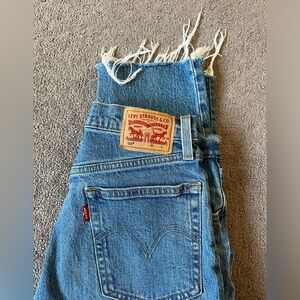 Levis 501 straight leg distressed - W27, L26